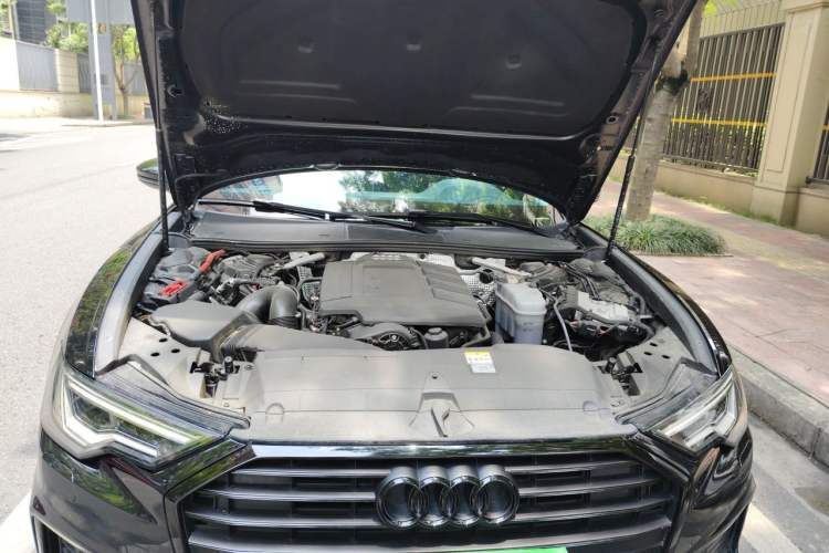 Used Audi A6 2022 Avant Futurist 45 TFSI Prestige Dynamic Edition Engine Bay
