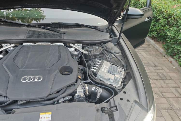 Used Audi A6 2022 allroad quattro Explorer 55 TFSI Prestige Off-Road Model Engine Bay Left