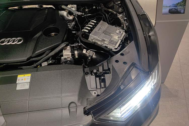Used Audi A6 2022 allroad quattro Explorer 55 TFSI Prestige Off-Road Model Engine Bay Left