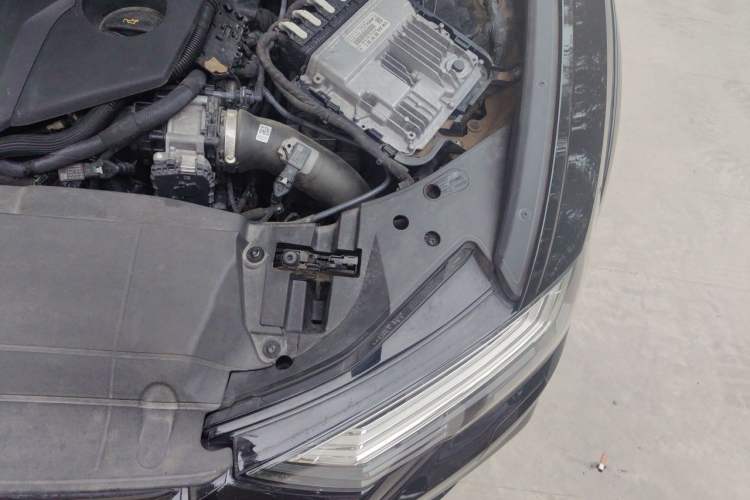 Used Audi A6 2022 allroad quattro Explorer 55 TFSI Prestige Off-Road Model Engine Bay Left