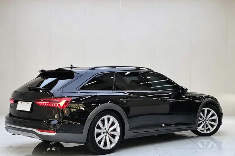 Used Audi A6 2022 allroad quattro Explorer 55 TFSI Prestige Off-Road Model Exterior 3