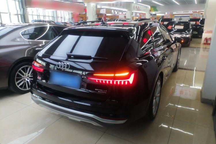 Used Audi A6 2022 allroad quattro Explorer 55 TFSI Prestige Off-Road Model Exterior 5
