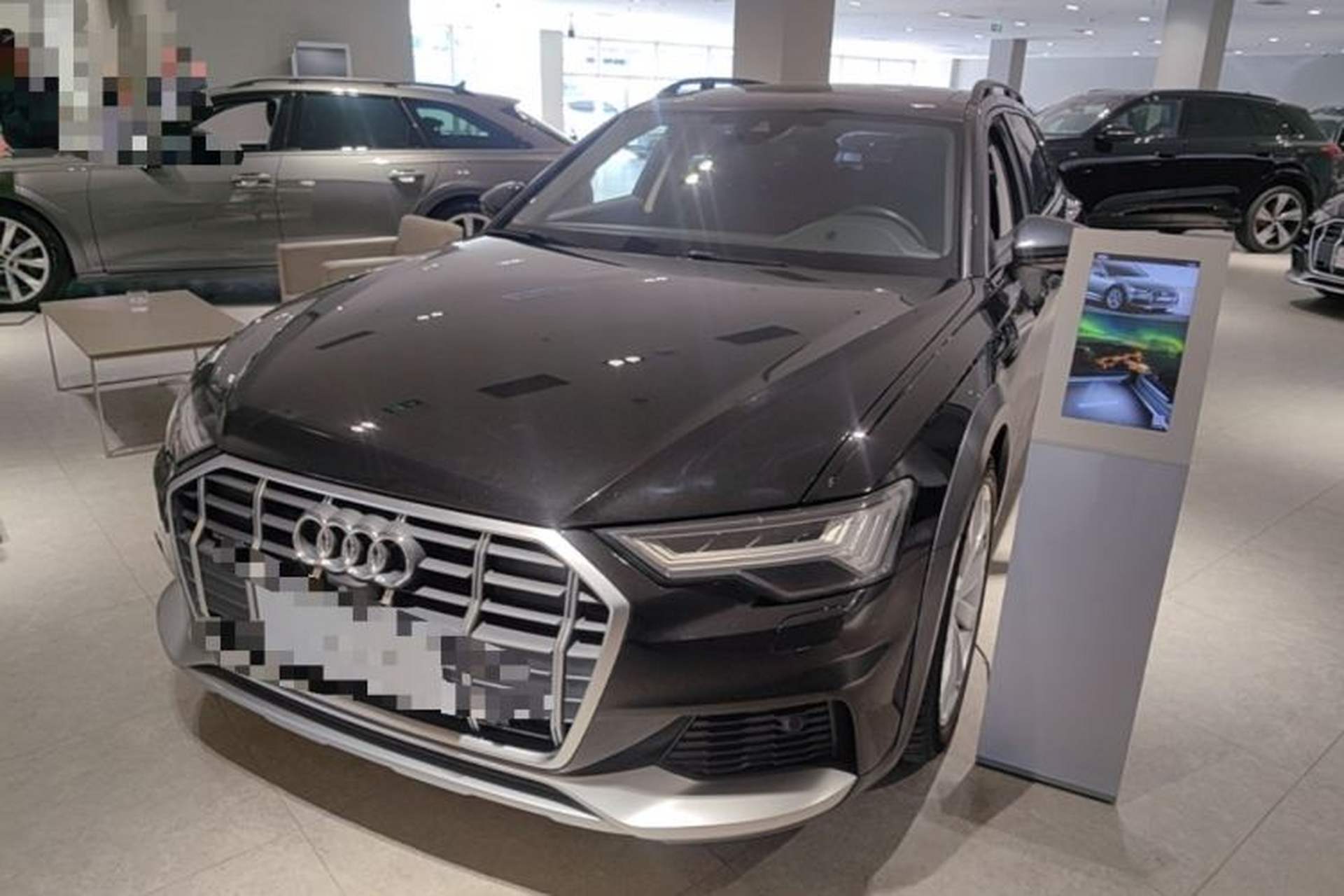 Used Audi A6 2022 allroad quattro Explorer 55 TFSI Prestige Off-Road Model Front Left 45 Deg