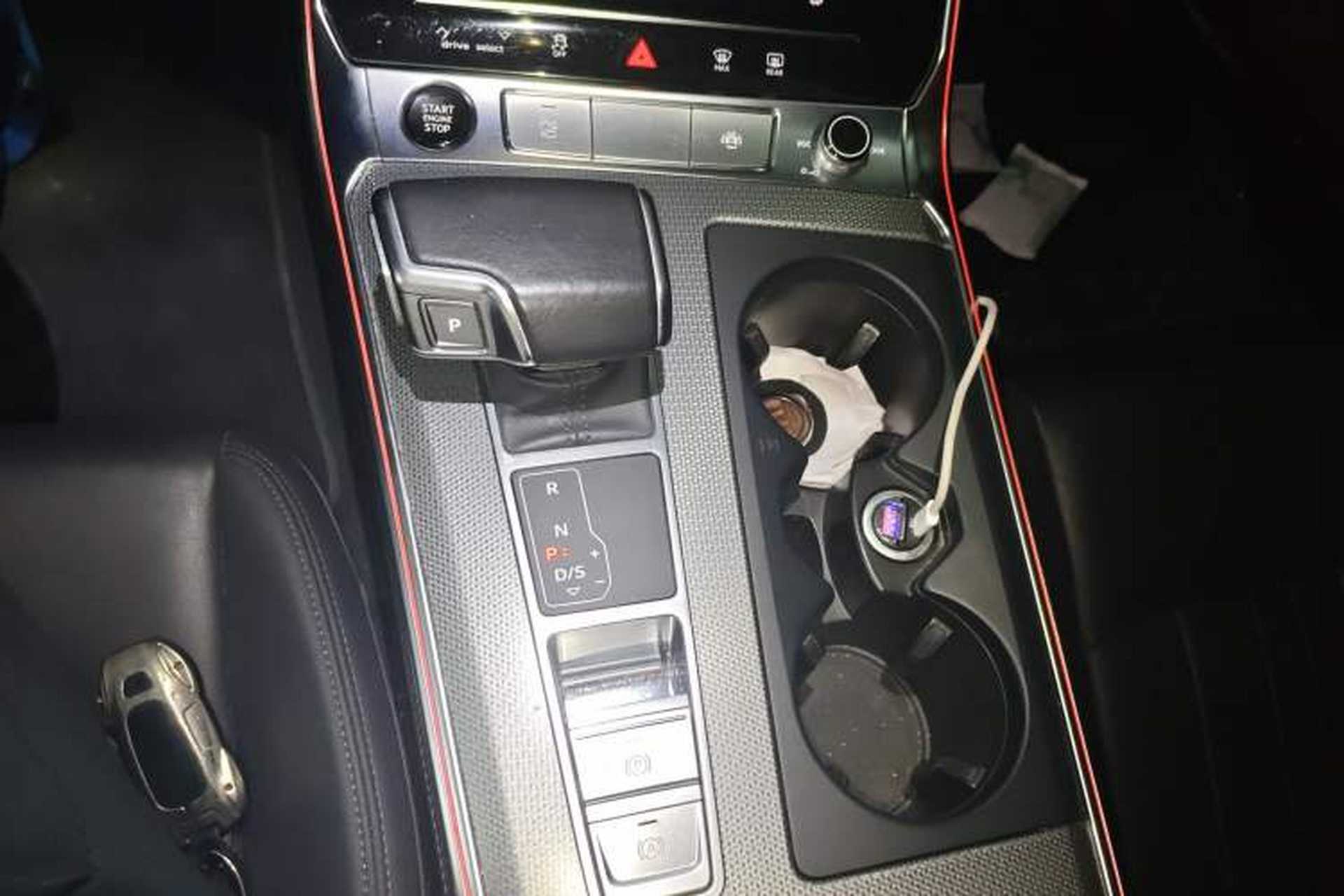 Used Audi A6 2022 allroad quattro Explorer 55 TFSI Prestige Off-Road Model Gear Lever