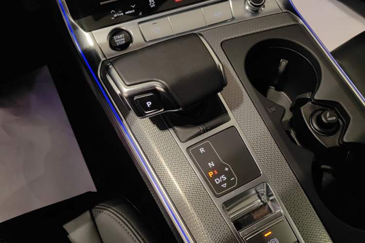 Used Audi A6 2022 allroad quattro Explorer 55 TFSI Prestige Off-Road Model Gear Lever
