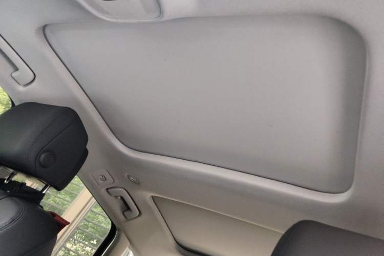 Used Audi A6 2022 allroad quattro Explorer 55 TFSI Prestige Off-Road Model Headliner