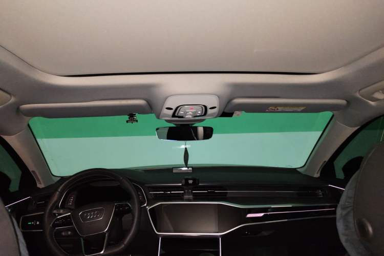 Used Audi A6 2022 allroad quattro Explorer 55 TFSI Prestige Off-Road Model Headliner