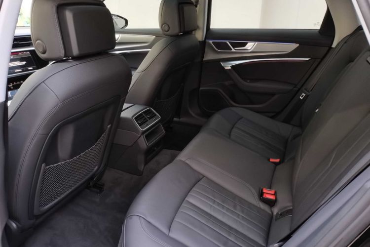 Used Audi A6 2022 allroad quattro Explorer 55 TFSI Prestige Off-Road Model Interior 2