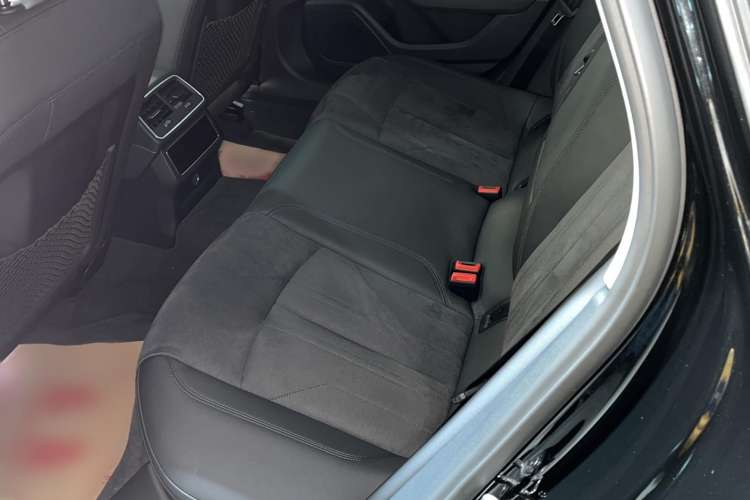 Used Audi A6 2022 Avant Futurist 45 TFSI Prestige Dynamic Edition Interior 3