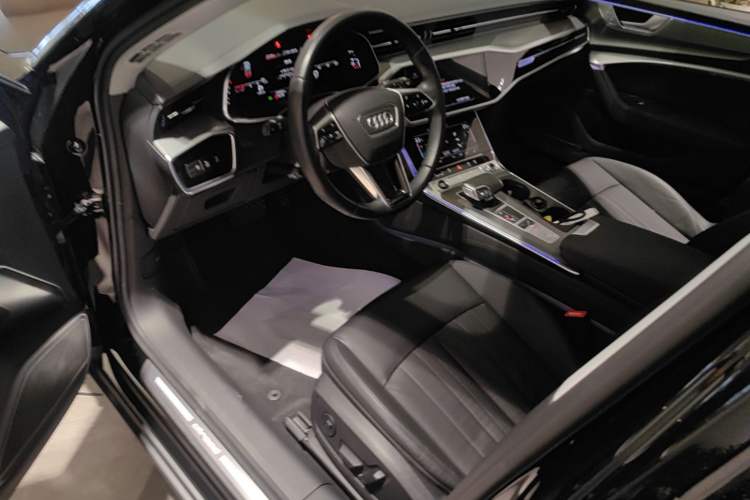 Used Audi A6 2022 allroad quattro Explorer 55 TFSI Prestige Off-Road Model Left Front Seat