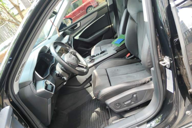 Used Audi A6 2022 Avant Futurist 45 TFSI Prestige Dynamic Edition Left Front Seat
