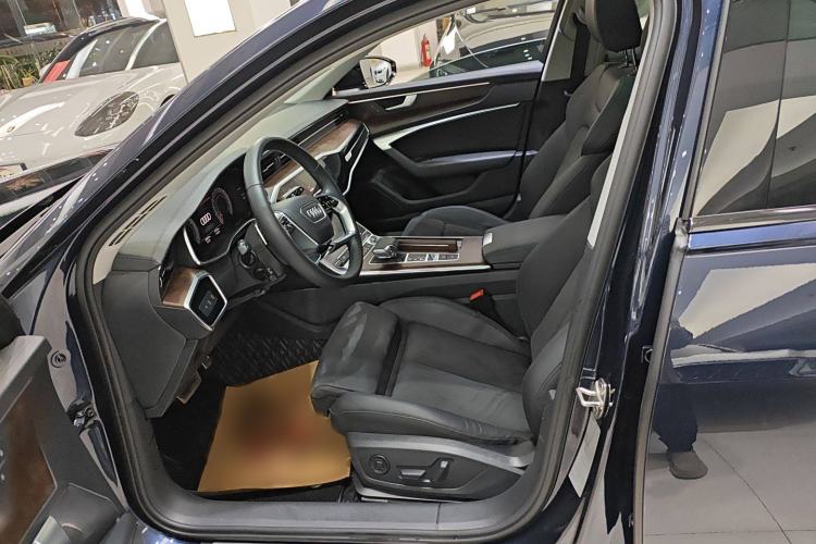 Used Audi A6 2022 Avant Futurist 45 TFSI Prestige Dynamic Edition Left Front Seat