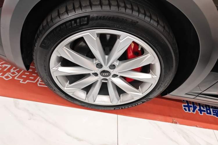 Used Audi A6 2022 allroad quattro Explorer 55 TFSI Prestige Off-Road Model Left Front Wheel Hub