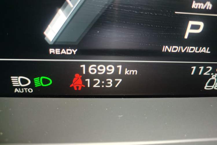 Used Audi A6 2022 allroad quattro Explorer 55 TFSI Prestige Off-Road Model Odometer Close Up