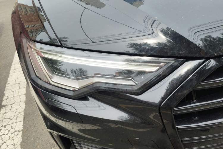 Used Audi A6 2022 Avant Futurist 40 TFSI Luxury Dynamic Model Right Front Headlight