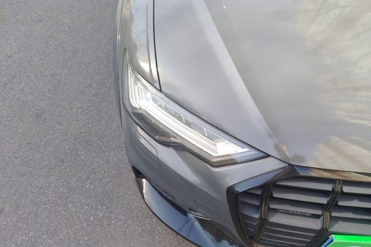 Used Audi A6 2022 allroad quattro Explorer 55 TFSI Prestige Off-Road Model Right Front Headlight