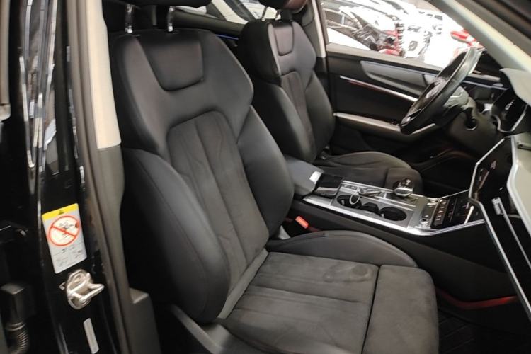 Used Audi A6 2022 Avant Futurist 45 TFSI Prestige Dynamic Edition Right Front Seat
