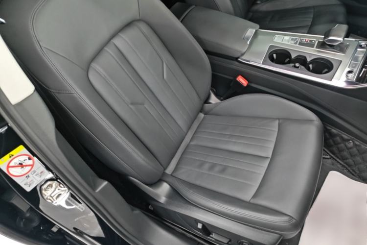 Used Audi A6 2022 allroad quattro Explorer 55 TFSI Prestige Off-Road Model Right Front Seat
