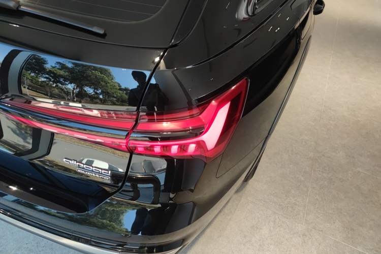 Used Audi A6 2022 allroad quattro Explorer 55 TFSI Prestige Off-Road Model Right Rear Taillight