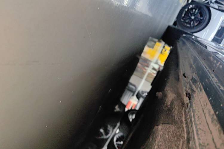 Used Audi A6 2022 allroad quattro Explorer 55 TFSI Prestige Off-Road Model Right Side Sill