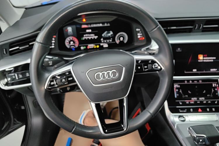 Used Audi A6 2022 allroad quattro Explorer 55 TFSI Prestige Off-Road Model Steering Wheel
