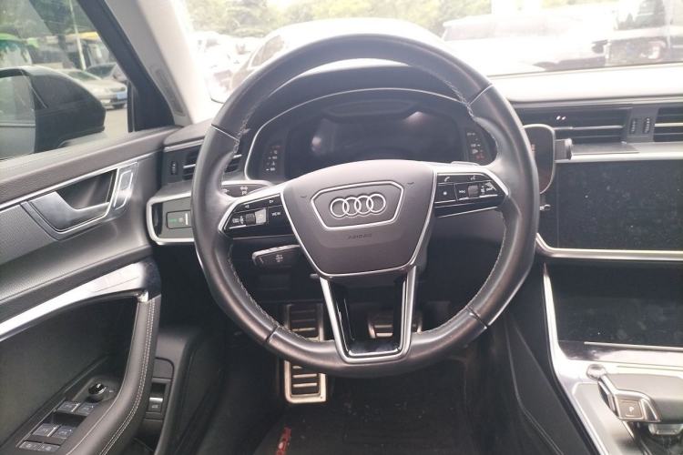 Used Audi A6 2022 allroad quattro Explorer 55 TFSI Prestige Off-Road Model Steering Wheel