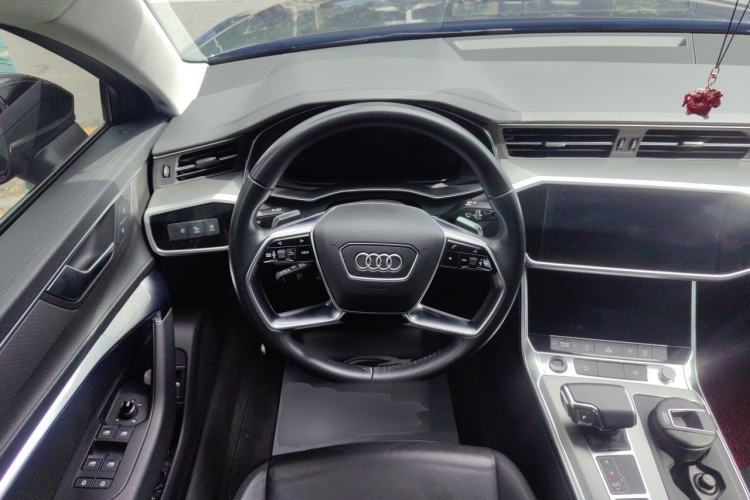 Used Audi A6 2022 Avant Futurist 40 TFSI Luxury Dynamic Model Steering Wheel