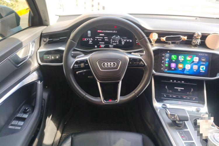 Used Audi A6 2022 allroad quattro Explorer 55 TFSI Prestige Off-Road Model Steering Wheel