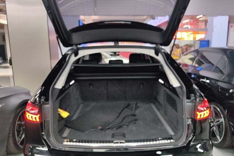 Used Audi A6 2022 allroad quattro Explorer 55 TFSI Prestige Off-Road Model Trunk