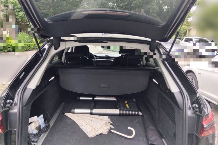 Used Audi A6 2022 allroad quattro Explorer 55 TFSI Prestige Off-Road Model Trunk
