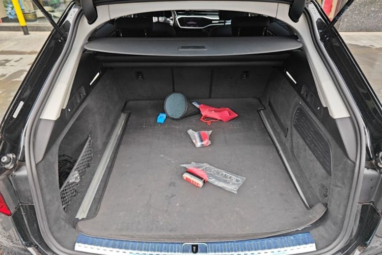 Used Audi A6 2022 allroad quattro Explorer 55 TFSI Prestige Off-Road Model Trunk