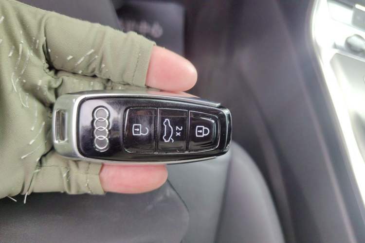 Used Audi A6 2022 Avant Futurist 40 TFSI Luxury Dynamic Model Vehicle Key
