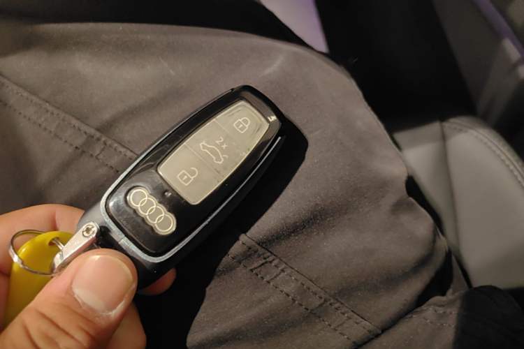 Used Audi A6 2022 allroad quattro Explorer 55 TFSI Prestige Off-Road Model Vehicle Key