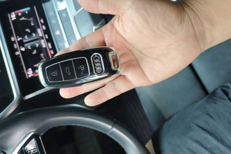Used Audi A6 2022 Avant Futurist 45 TFSI Prestige Dynamic Edition Vehicle Key