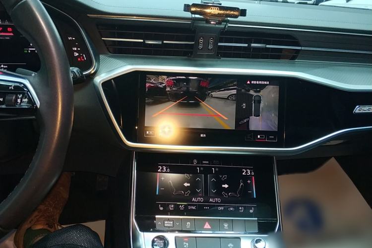 Used Audi A6 2022 Avant Futurist 45 TFSI Prestige Dynamic Edition Audio And AC Panel