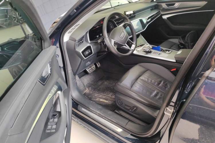 Used Audi A6 2022 allroad quattro Explorer 55 TFSI Prestige Off-Road Model Driver Seat