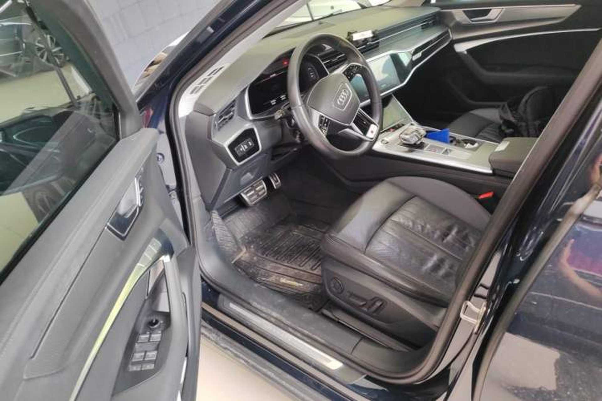 Used Audi A6 2022 allroad quattro Explorer 55 TFSI Prestige Off-Road Model Driver Seat