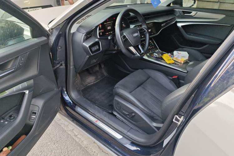 Used Audi A6 2022 Avant Futurist 45 TFSI Prestige Dynamic Edition Driver Seat