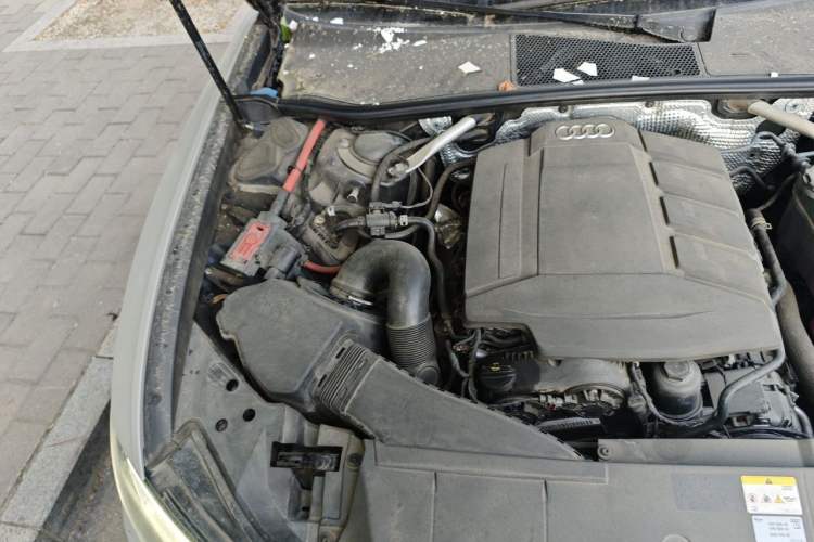 Used Audi A6 2022 Avant Futurist 45 TFSI Prestige Dynamic Edition Engine Bay Right