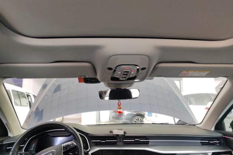 Used Audi A6 2022 allroad quattro Explorer 55 TFSI Prestige Off-Road Model Headliner