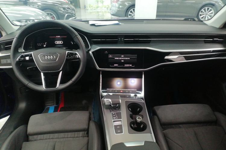 Used Audi A6 2022 Avant Futurist 45 TFSI Prestige Dynamic Edition Interior 3
