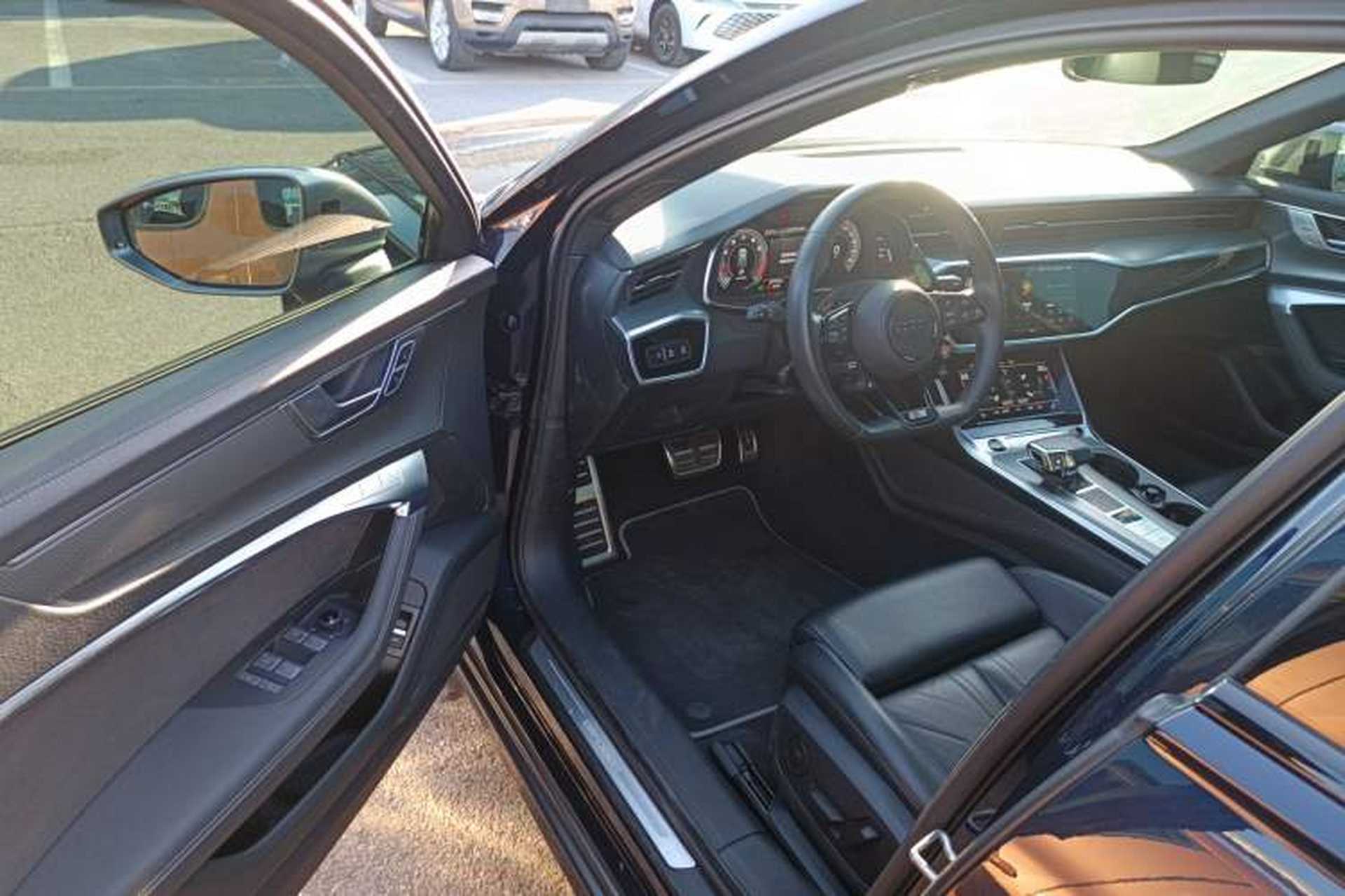 Used Audi A6 2022 allroad quattro Explorer 55 TFSI Prestige Off-Road Model Interior 3