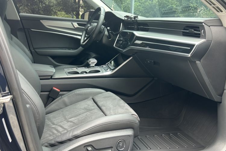Used Audi A6 2022 Avant Futurist 45 TFSI Prestige Dynamic Edition Interior 7