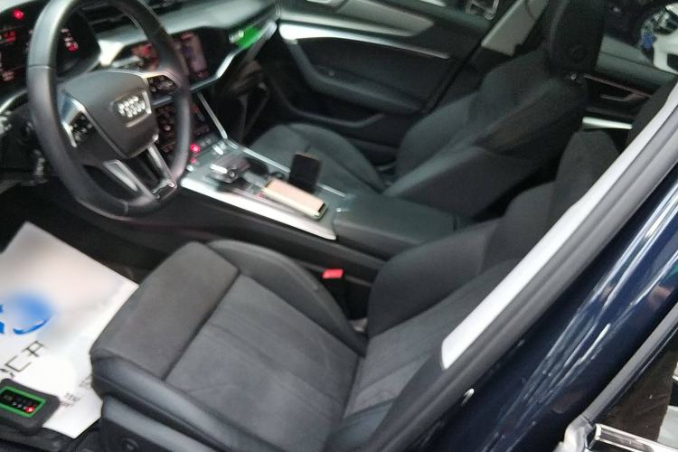 Used Audi A6 2022 Avant Futurist 45 TFSI Prestige Dynamic Edition Left Front Seat