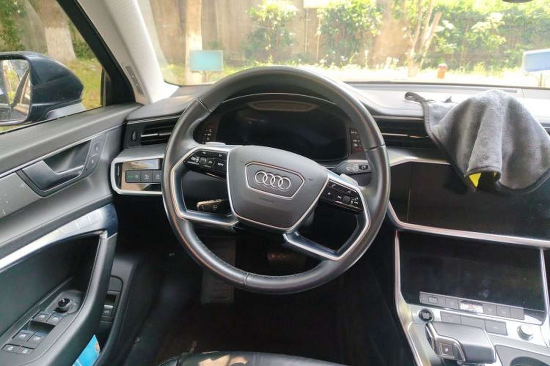 Used Audi A6 2022 Avant Futurist 40 TFSI Luxury Dynamic Model Steering Wheel