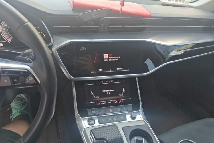 Used Audi A6 2022 Avant Futurist 45 TFSI Prestige Dynamic Edition Audio And AC Panel