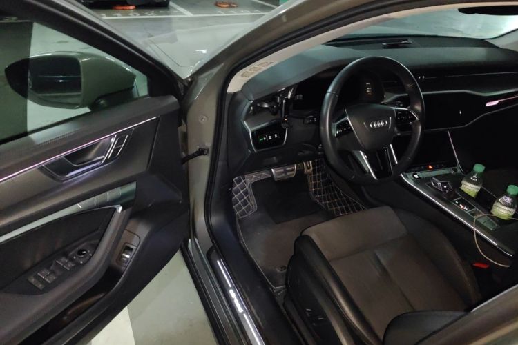 Used Audi A6 2022 allroad quattro 55 TFSI Snow Sports Edition Driver Seat