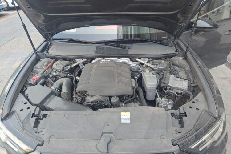 Used Audi A6 2022 Avant Futurist 45 TFSI Prestige Dynamic Edition Engine Bay