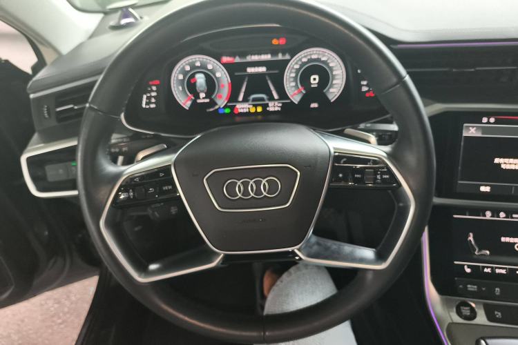 Used Audi A6 2022 Avant Futurist 40 TFSI Luxury Dynamic Model Steering Wheel