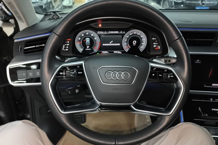 Used Audi A6 2022 Avant Futurist 40 TFSI Luxury Dynamic Model Steering Wheel